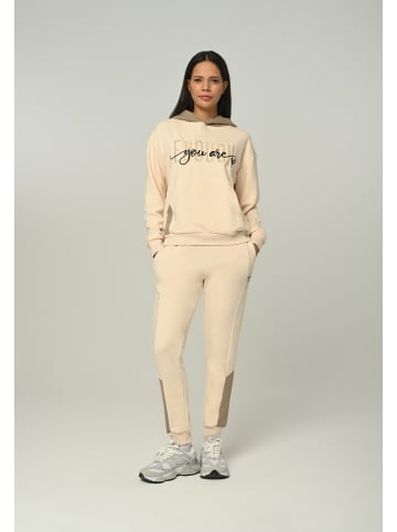 Tom Barron Trainingsanzug Women Regular Tracksuit With Embroidery Design in ecru