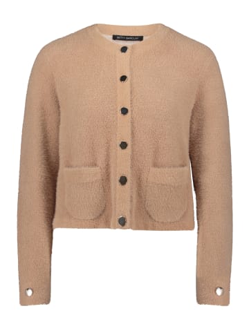 Betty Barclay Strick-Cardigan mit aufgesetzten Taschen in Natural