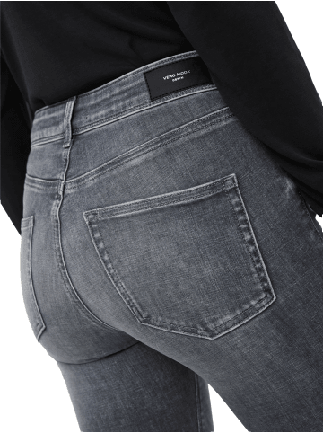 Vero Moda Jeans LUX slim in Grau
