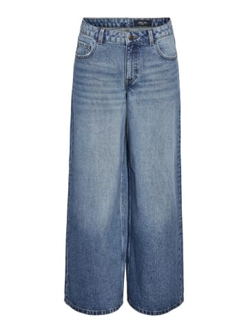 Noisy may Jeans in Medium Blue Denim