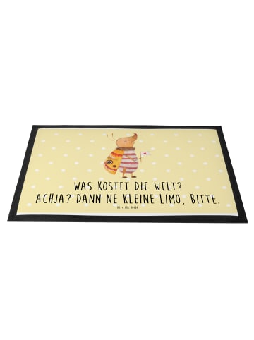Mr. & Mrs. Panda Fußmatte Nachtfalter Fähnchen mit Spruch in Gelb Pastell