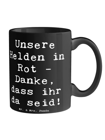 Mr. & Mrs. Panda Kaffeepott Spruch Feuerwehrmann Helden mit Spruch in Schwarz