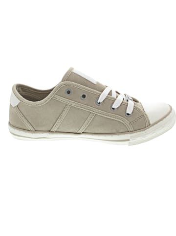 Mustang Sneaker Beige