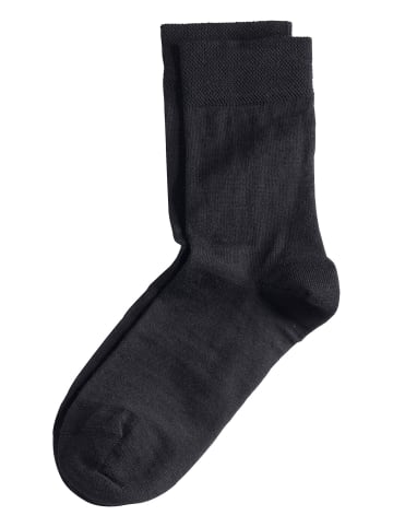 Hessnatur Socke in schwarz