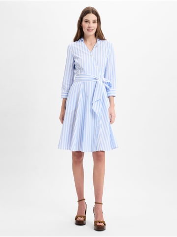 Marie Lund Kleid in hellblau weiß - 0001