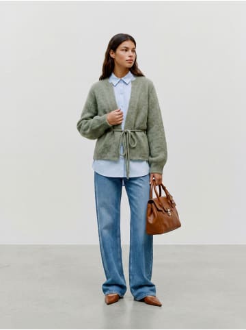 Vero Moda Strickjacke in Oil Green