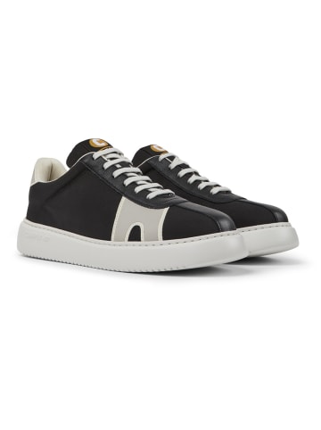 Camper Sneaker " Runner K21 " in Schwarz