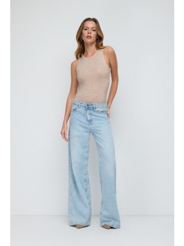 NO MATTER WHAT Blouse in Beige
