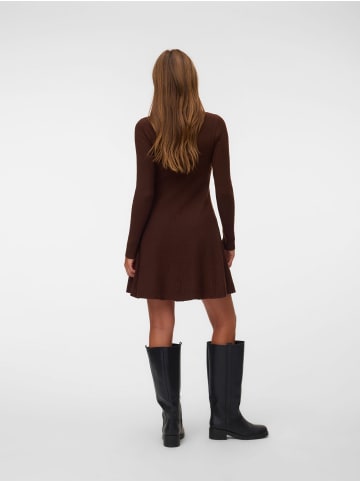 Vero Moda Strickkleid in Chestnut