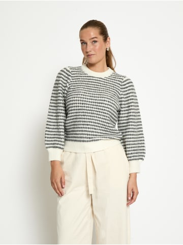 Peppercorn Pullover in Whitecap Str.