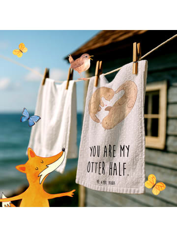 Mr. & Mrs. Panda Handtuch Otter Herz mit Spruch in Grau Pastell