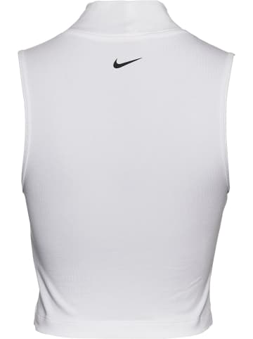 Nike Nike in white
