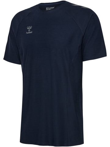 Hummel Sportshirt mit elastischem Material in Navy
