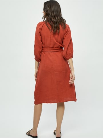 DESIRES Kleid in Chili Oil