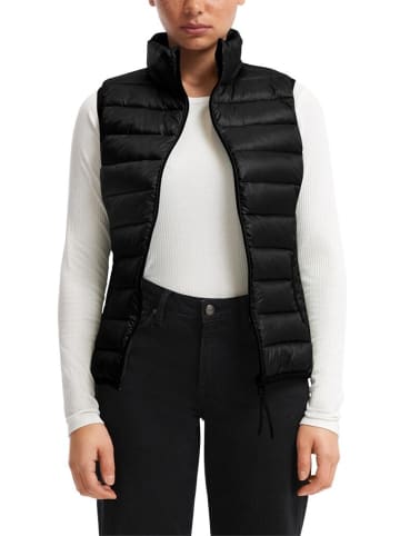 Q/S designed by Weste in Schwarz