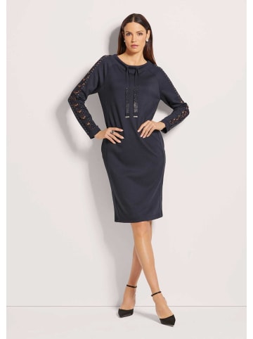 MADELEINE Stretch-Kleid mit Spitze und Strass in marine