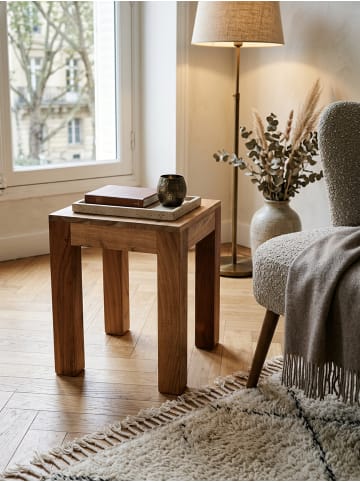 KADIMA DESIGN Beistelltisch MUMBAI Massiv-Holz 35 x 35 cm Wohnzimmer-Tisch in Akazie