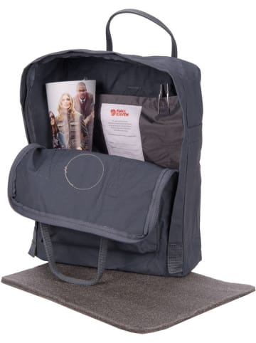 FJÄLLRÄVEN Rucksack / Backpack Kanken in Graphite