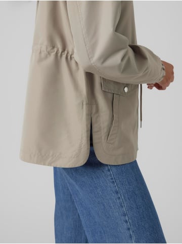 Vero Moda Langer Parka in Laurel Oak