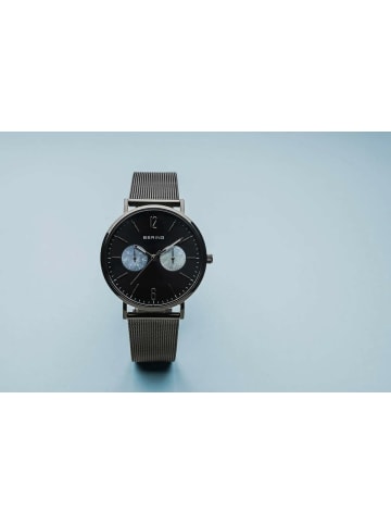 Bering Quarzuhr für Damen in Schwarz