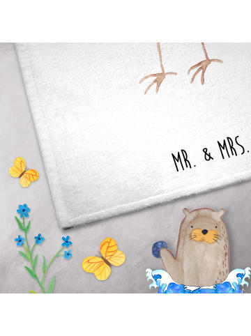 Mr. & Mrs. Panda Gästehandtuch Eule Zufrieden ohne Spruch in Weiß