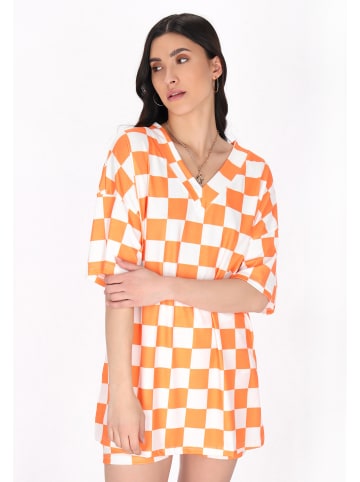 faina Women T-Shirt in orange