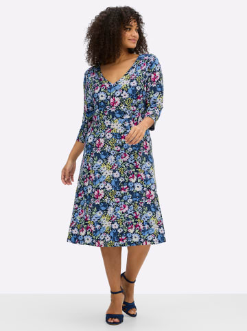 sheego by Joe Browns Jersey-Kleid in tiefblau-himmelblau-gemustert