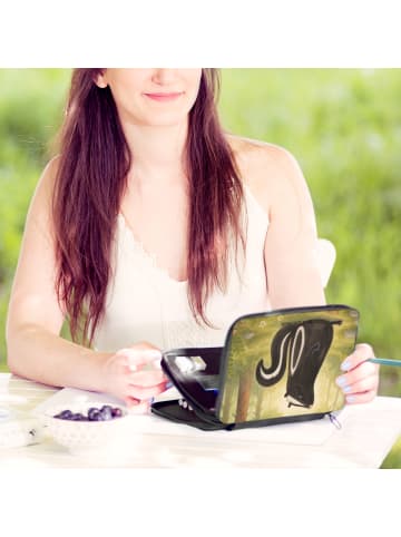 Mr. & Mrs. Panda Menschrmäppchen Stinktier Sitzen Design ohne ... in Weiß