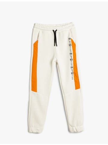 KOTON Sweathose in Ekru