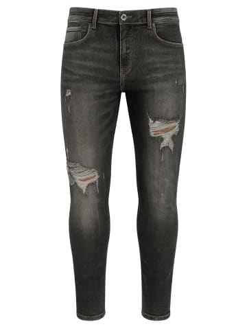 2Y Premium 2Y Premium in black