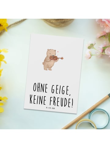 Mr. & Mrs. Panda Postkarte Geige Freude mit Spruch in Weiß