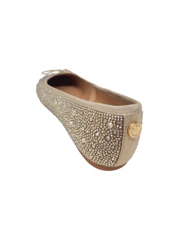 Steve Madden Ballerina Blossoms- R in Beige