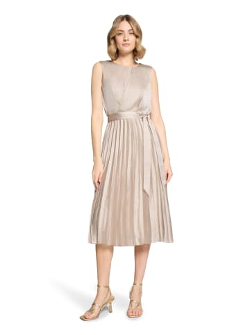 BETTY & CO Midikleid mit Plissee in Grau