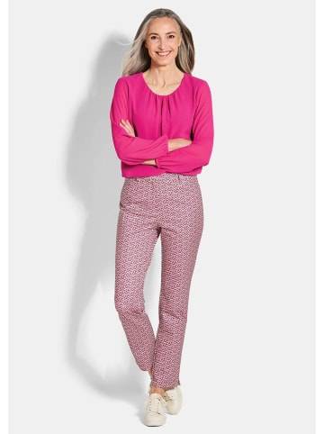 GOLDNER Slim Fit Printhose mit hohem Bund in beige / beere / gemustert