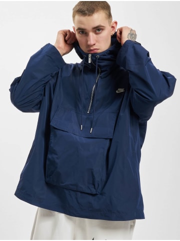 Nike Windbreaker in navy/royal tint/coconut milk