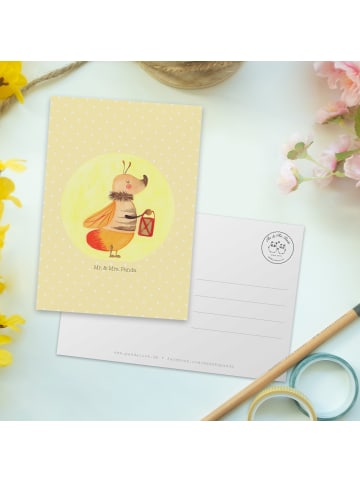 Mr. & Mrs. Panda Postkarte Glühwürmchen ohne Spruch in Gelb Pastell