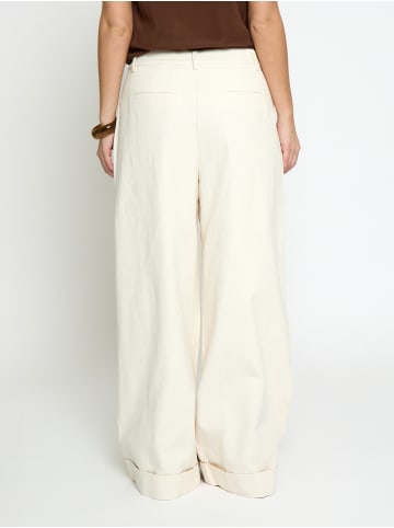 Peppercorn Hose in Whitecap Creme