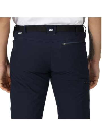 Regatta Xert Stretch III Herren Wanderhose mit Gürtel in Kurzgröße in Blau