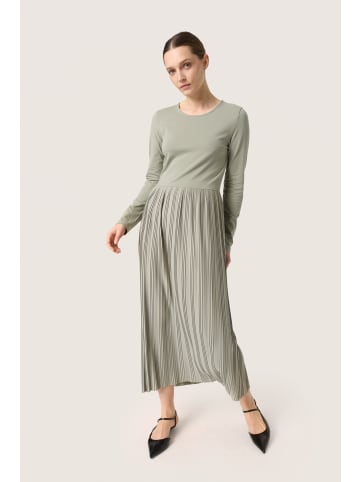 Soaked in Luxury Jerseykleid SLSimone Gerade Passform in Shadow