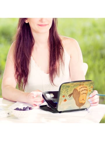 Mr. & Mrs. Panda Etui Eule Zufrieden Design ohne Spruch in Weiß