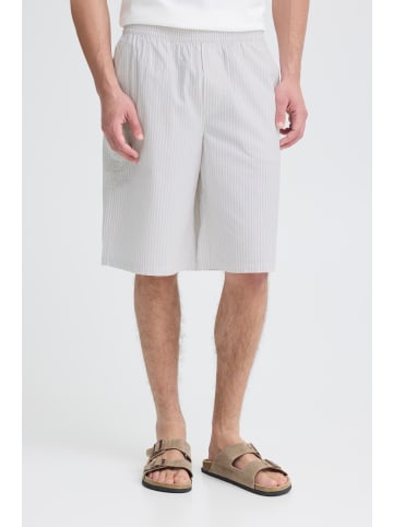 CASUAL FRIDAY Chinoshorts CFJaevon in Hellgrau