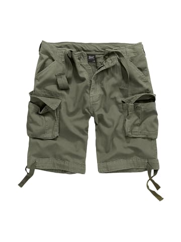 Brandit Cargo Shorts in olive