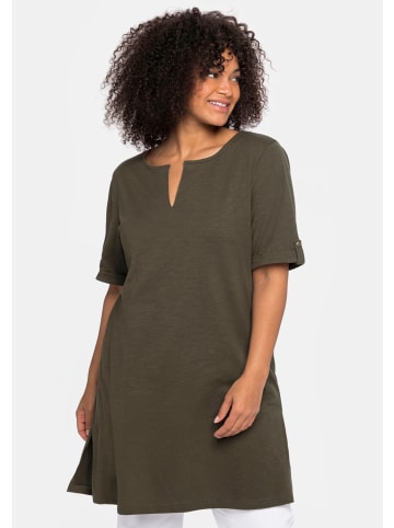 sheego Longshirt in dunkeloliv