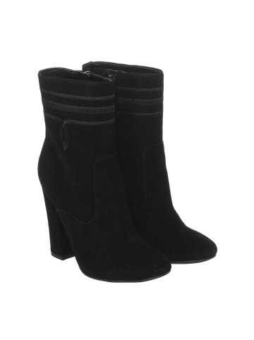 Guess Shoes Ankle Boots in Black