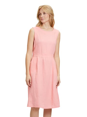 Betty Barclay Sommerkleid ohne Arm in Salmon Rose