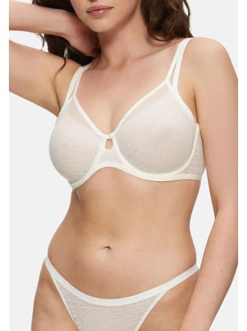 Triumph Minimizer-BH Signature Sheer in Ecru white