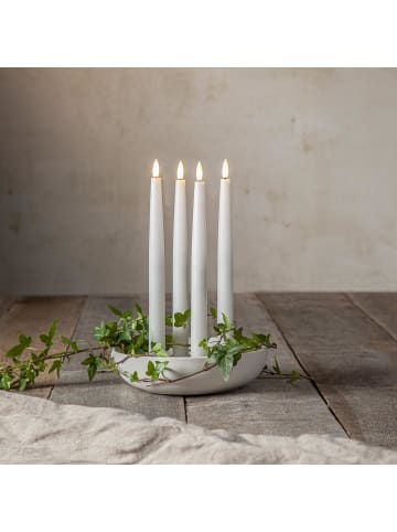 STAR Trading LED Stabkerzen, Flamme Slim' in Weiß, 4er Set, Batterie, Timer, Fernbe