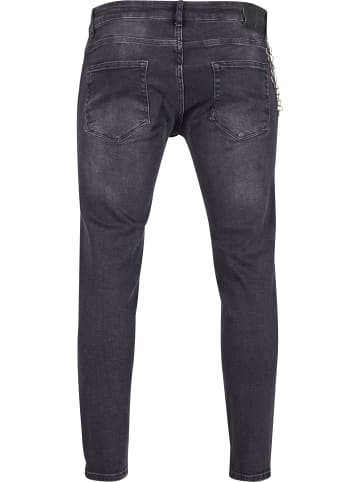 2Y Premium Tapered Jeans in black