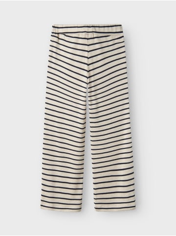 name it Hose in Summer Sand