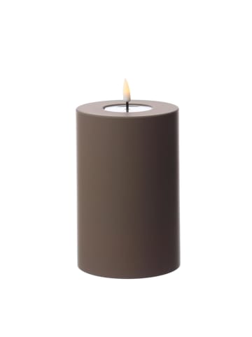 Deluxe Homeart LED Kerze MIA für Innen/Außen flackernd H: 15cm D: 10cm in braun